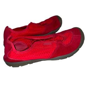 Keen Women's Size 6.5 CNX Contour Arch Sneakers shoes Red 1008694 Hard Bottom